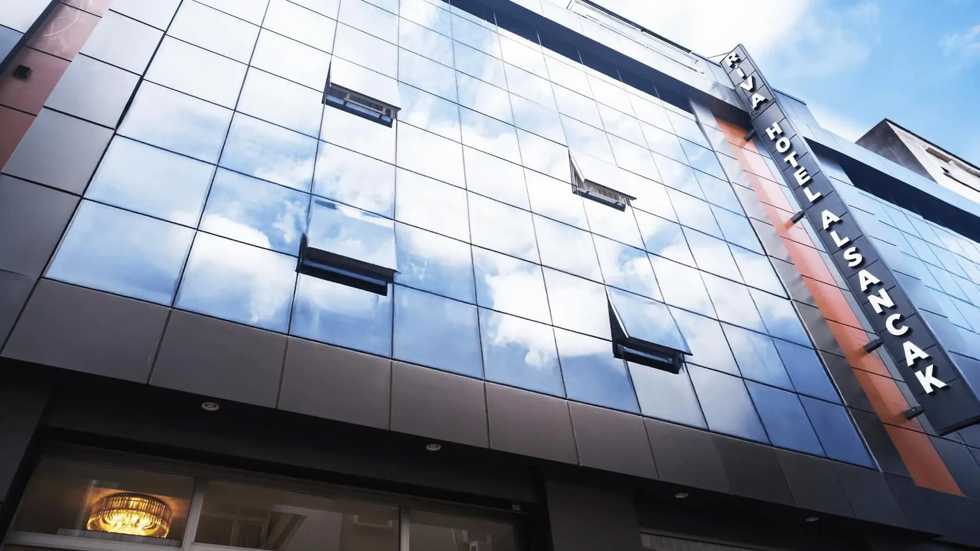 Riva Hotel Alsancak Измир Турция
