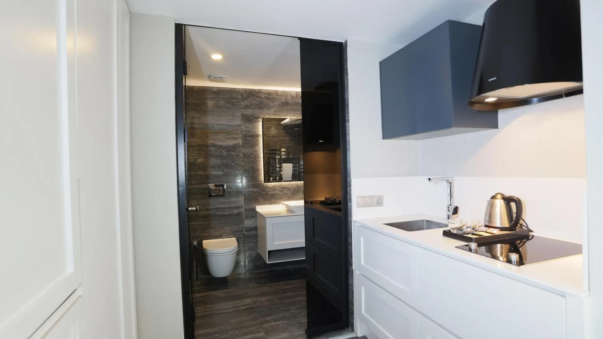 איזמיר Riva Hotel Alsancak מלון דירות
